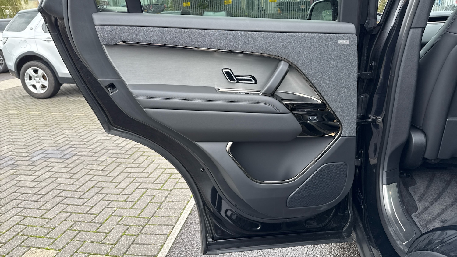 Used Land Rover Range Rover Sport 2025 for sale - 76427815: Photo 43