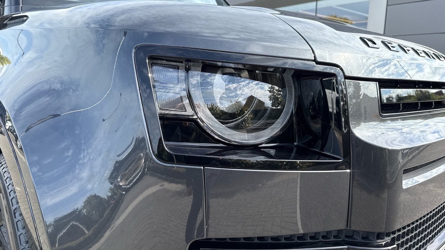 Used Land Rover Defender 2025 for sale - 76736394: Photo 17