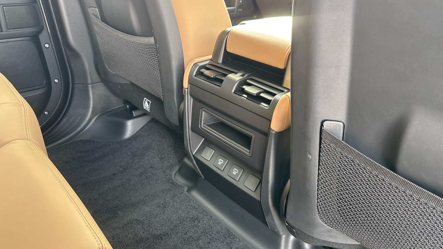 Used Land Rover Defender 2025 for sale - 76736394: Photo 18