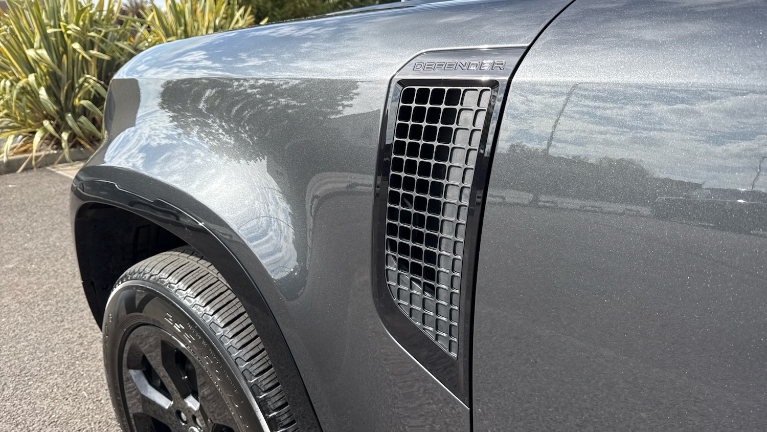 Used Land Rover Defender 2025 for sale - 76736394: Photo 20