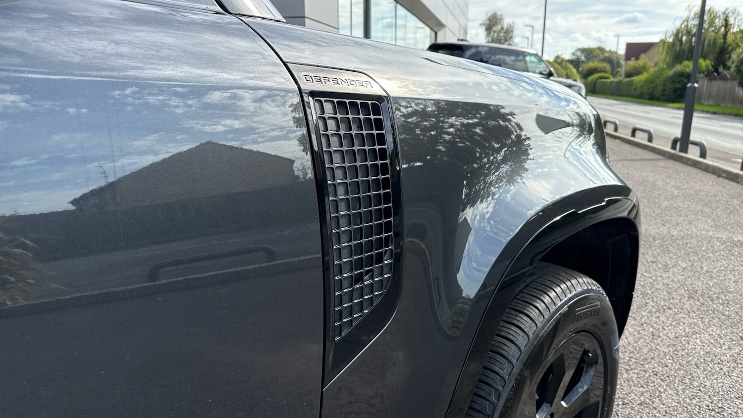 Used Land Rover Defender 2025 for sale - 76736394: Photo 22