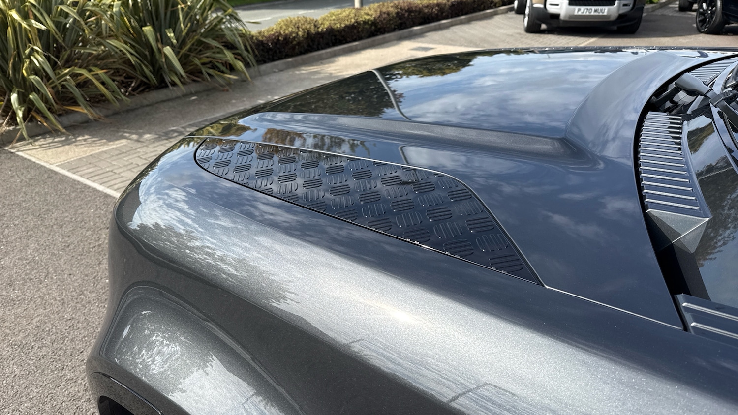 Used Land Rover Defender 2025 for sale - 76736394: Photo 25