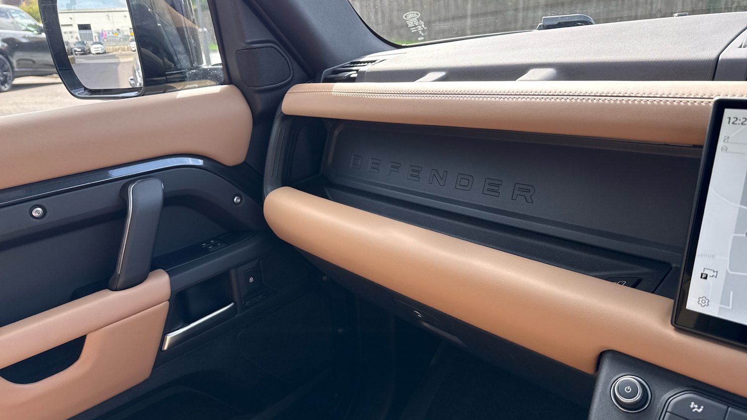 Used Land Rover Defender 2025 for sale - 76736394: Photo 26