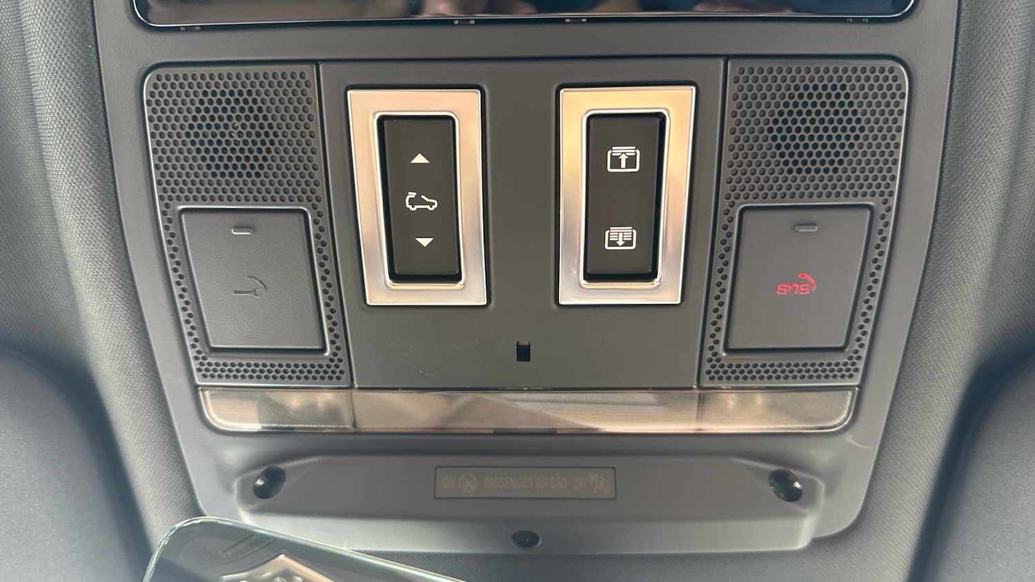 Used Land Rover Defender 2025 for sale - 76736394: Photo 35