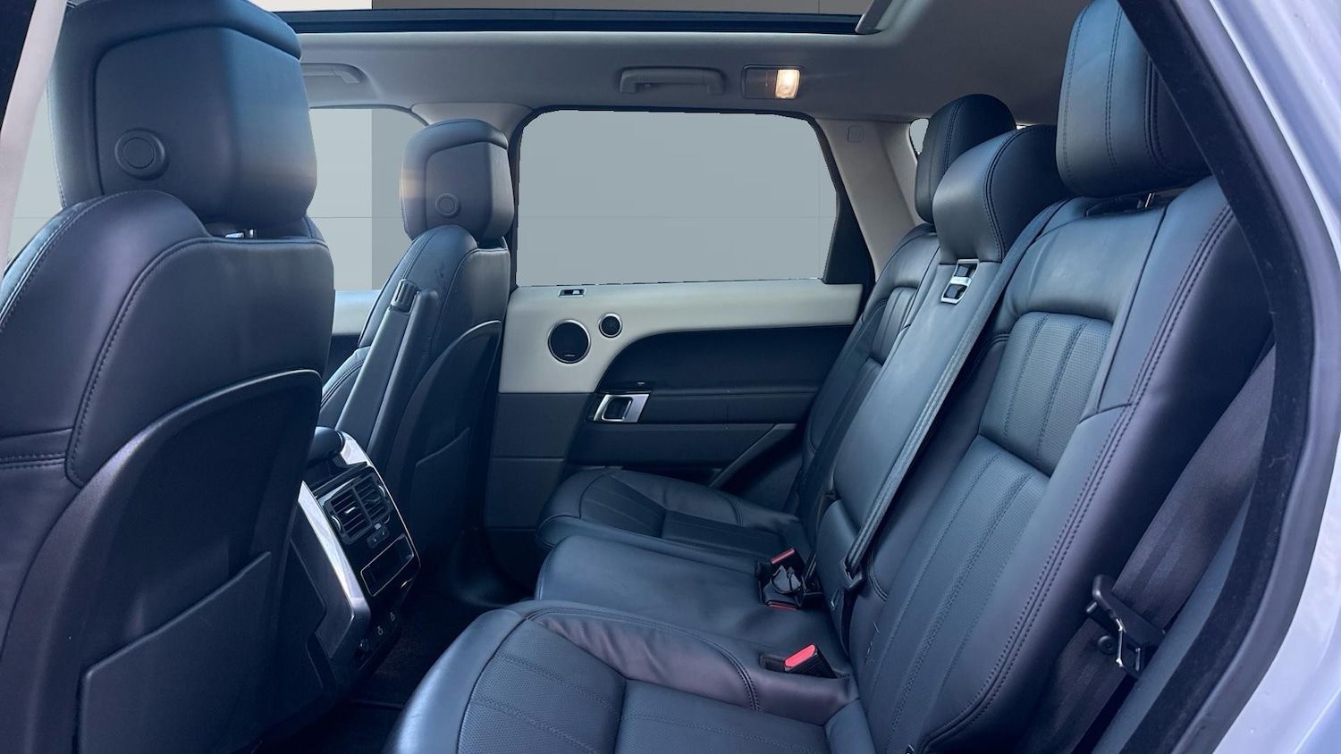 Used Land Rover Range Rover Sport 2022 for sale - 77578659: Photo 4