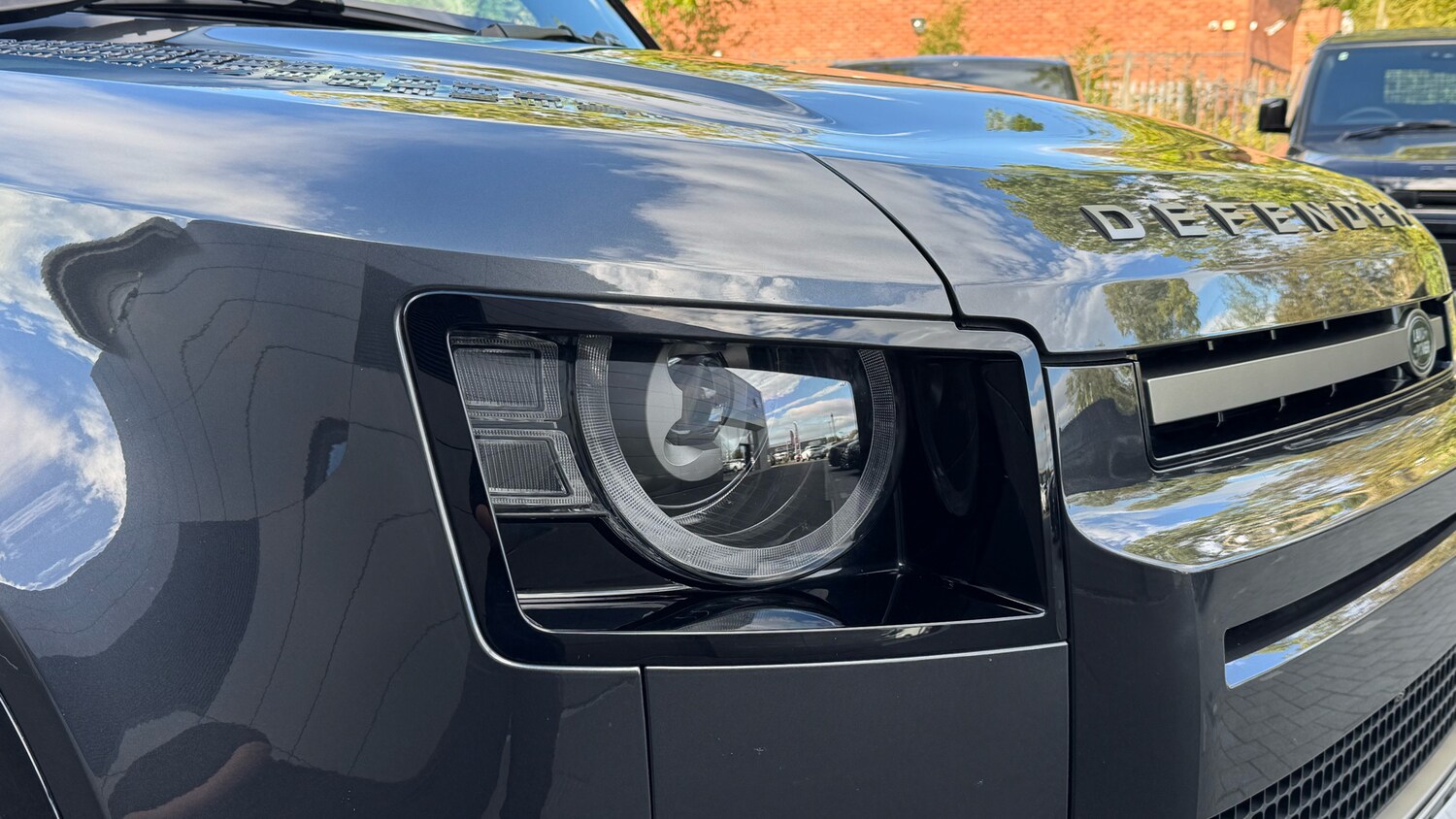 Used Land Rover Defender 2024 for sale - 77363944: Photo 17