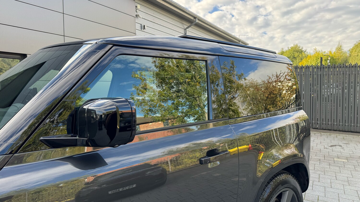 Used Land Rover Defender 2024 for sale - 77363944: Photo 22