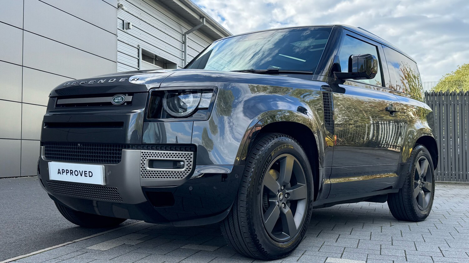 Used Land Rover Defender 2024 for sale - 77363944: Photo 24