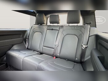 Used Land Rover Defender 2024 for sale - 77363944: Photo