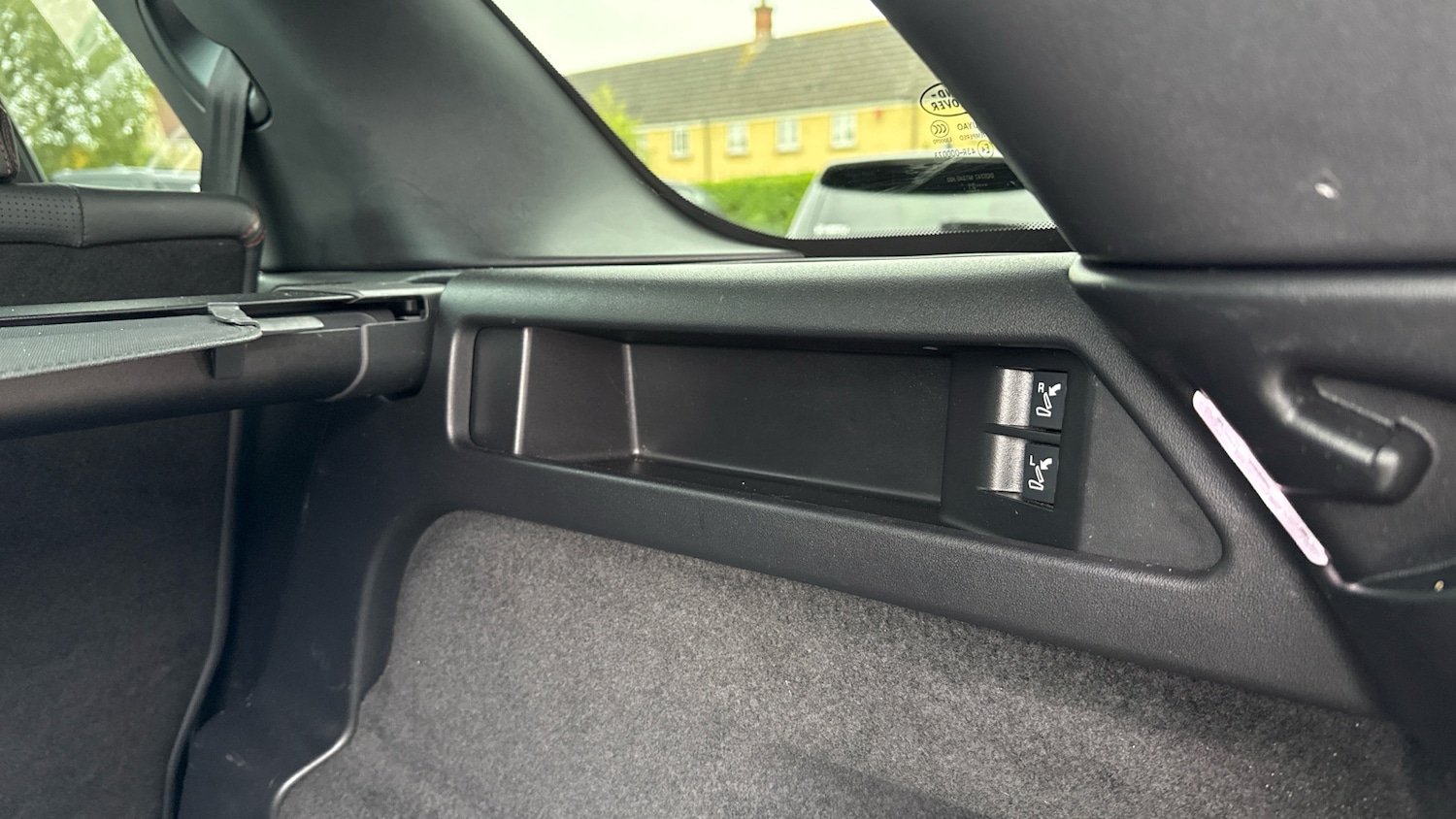 Used Land Rover Discovery Sport 2021 for sale - 76682230: Photo 28