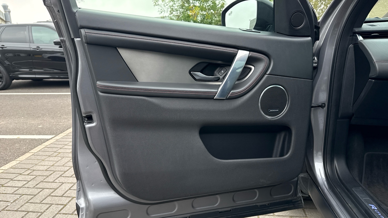 Used Land Rover Discovery Sport 2021 for sale - 76682230: Photo 47