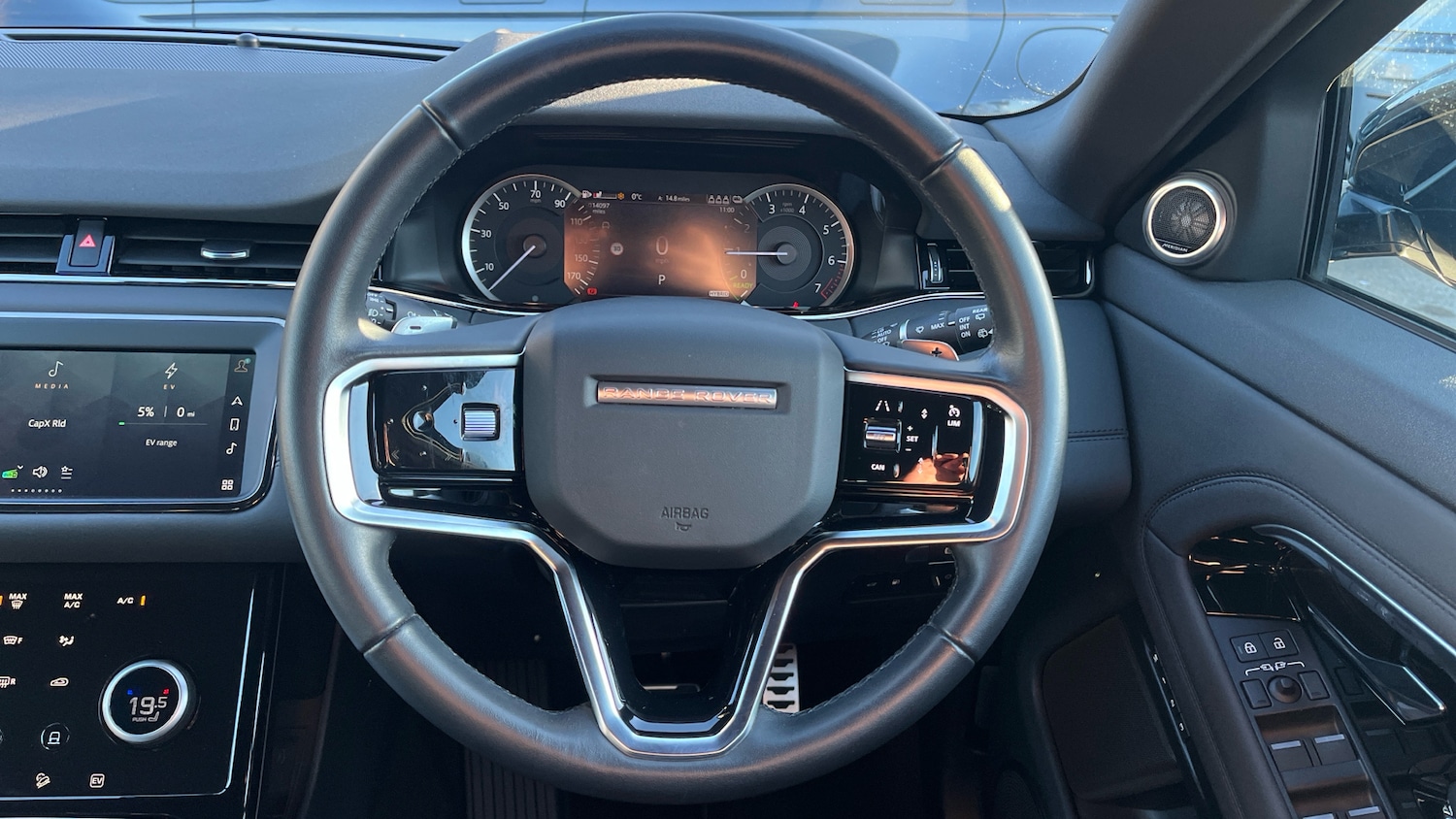 Used Land Rover Range Rover Evoque 2022 for sale - 77983879: Photo 15