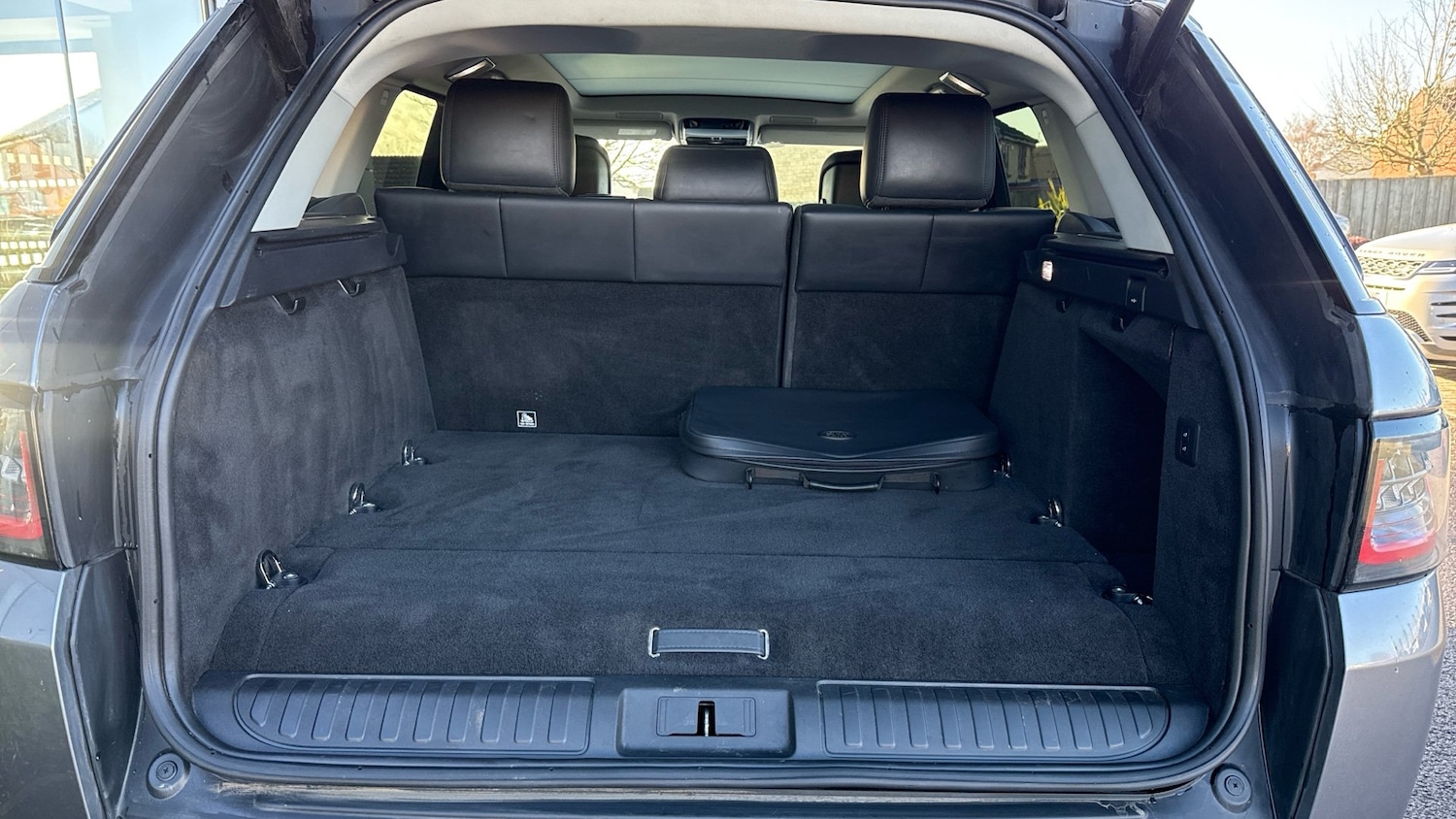 Used Land Rover Range Rover Sport 2020 for sale - 76980732: Photo 10