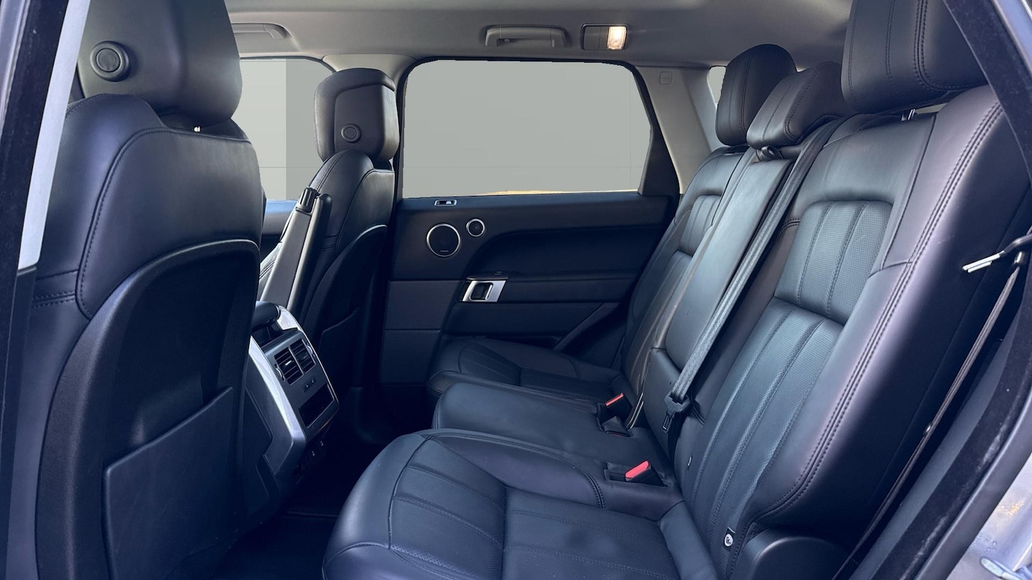 Used Land Rover Range Rover Sport 2020 for sale - 76980732: Photo 4