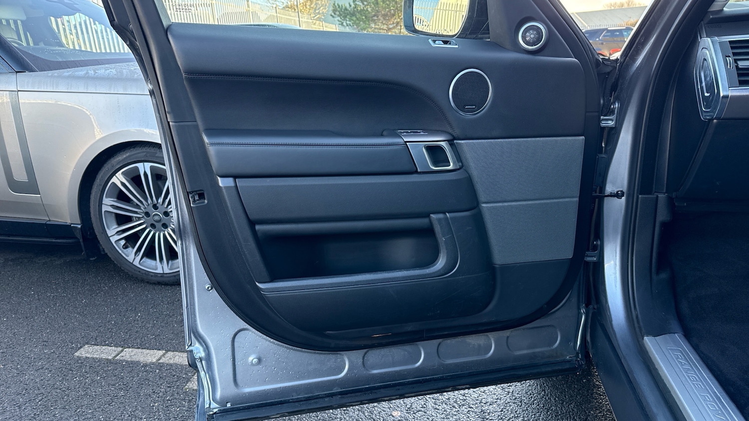 Used Land Rover Range Rover Sport 2020 for sale - 76980732: Photo 44