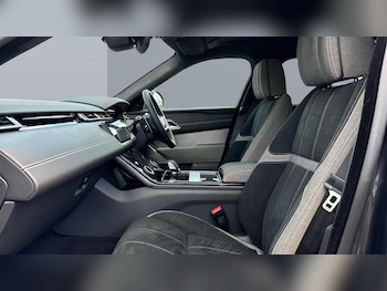 Used Land Rover Range Rover Velar 2022 for sale - 77962143: Photo