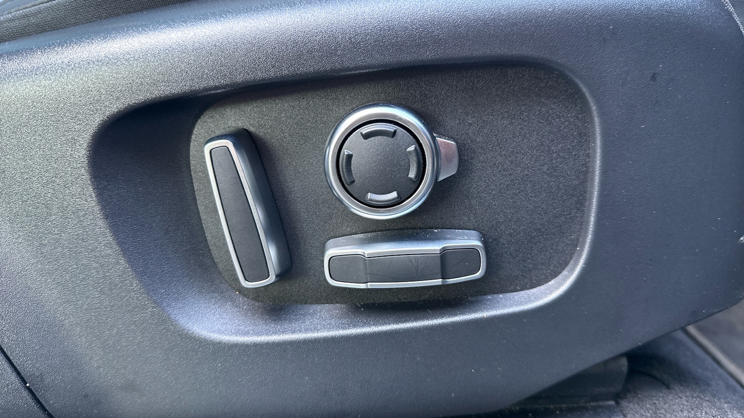 Used Land Rover Range Rover Evoque 2023 for sale - 77946968: Photo 30