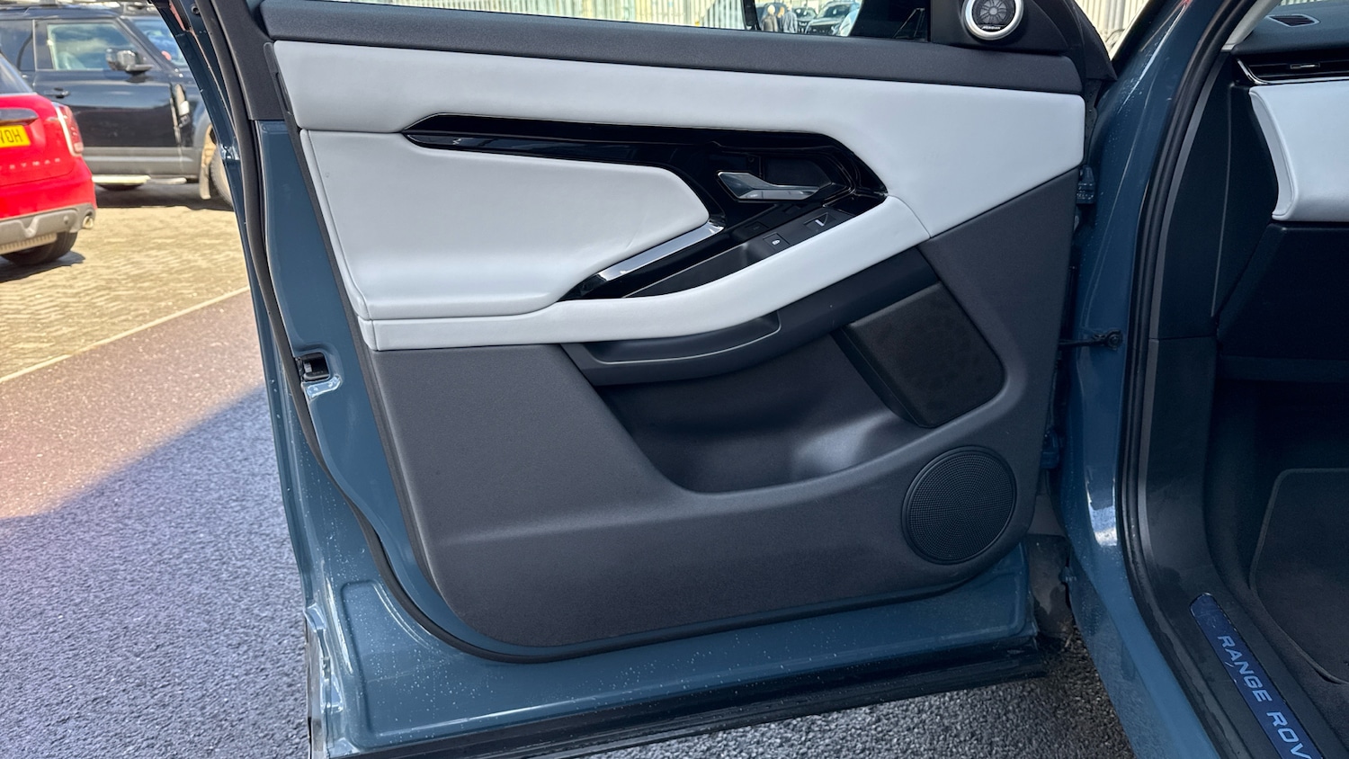 Used Land Rover Range Rover Evoque 2023 for sale - 77946968: Photo 43