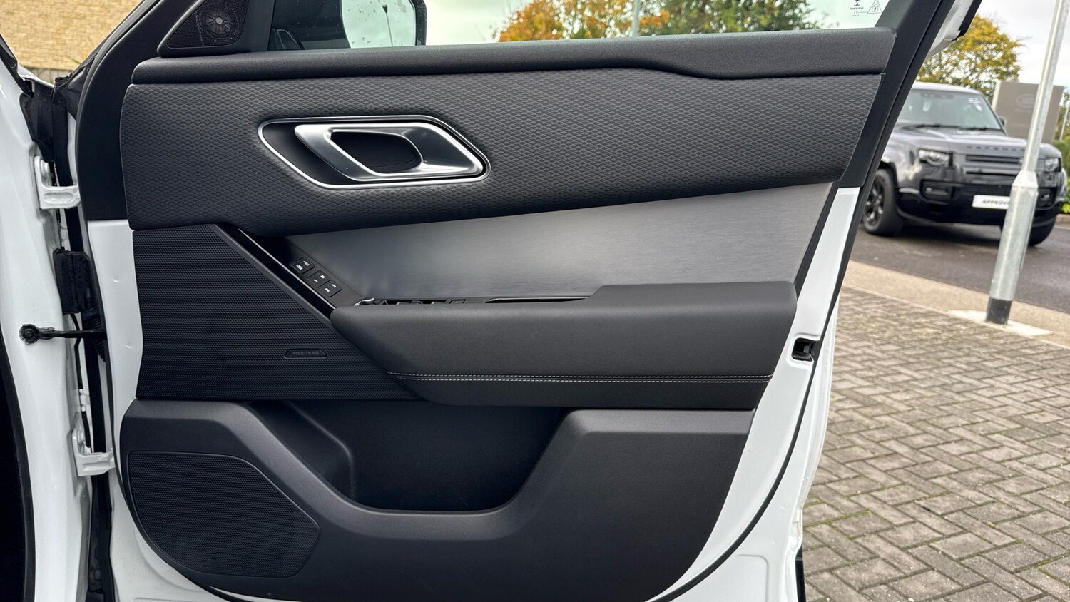 Used Land Rover Range Rover Velar 2021 for sale - 76362842: Photo 29