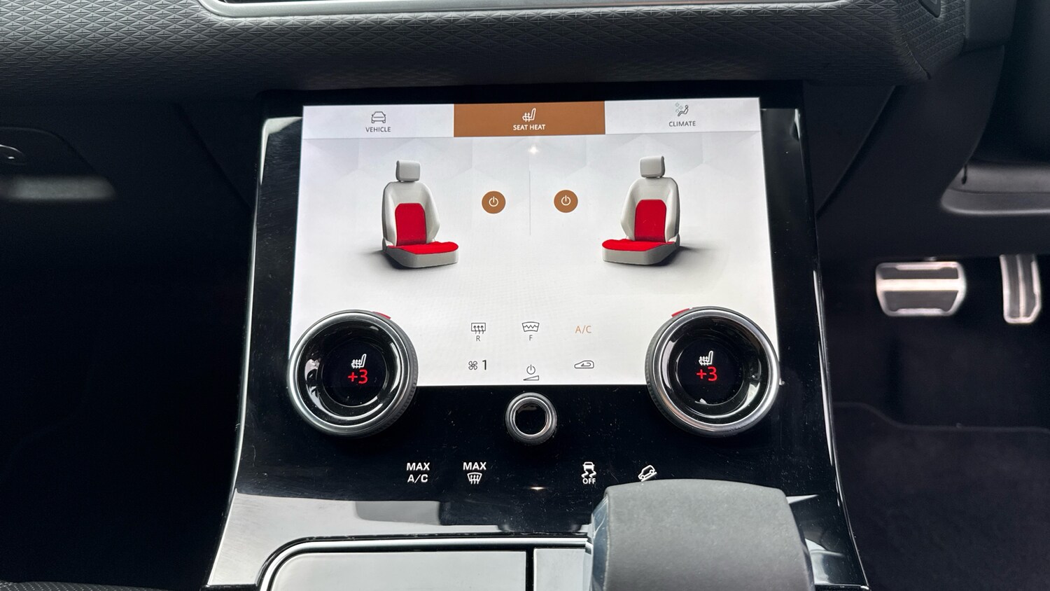 Used Land Rover Range Rover Velar 2021 for sale - 76362842: Photo 32