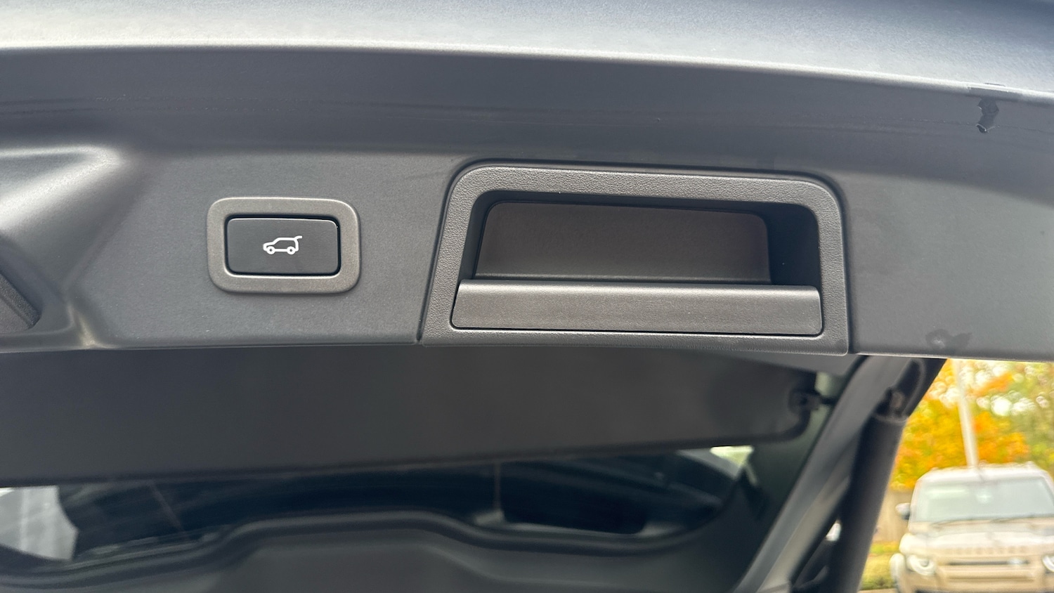 Used Land Rover Range Rover Velar 2021 for sale - 76362842: Photo 38