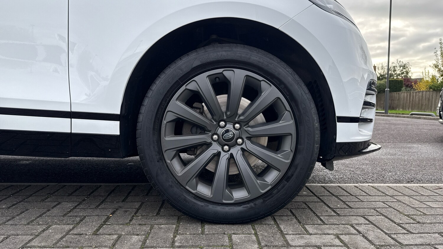 Used Land Rover Range Rover Velar 2021 for sale - 76362842: Photo 8