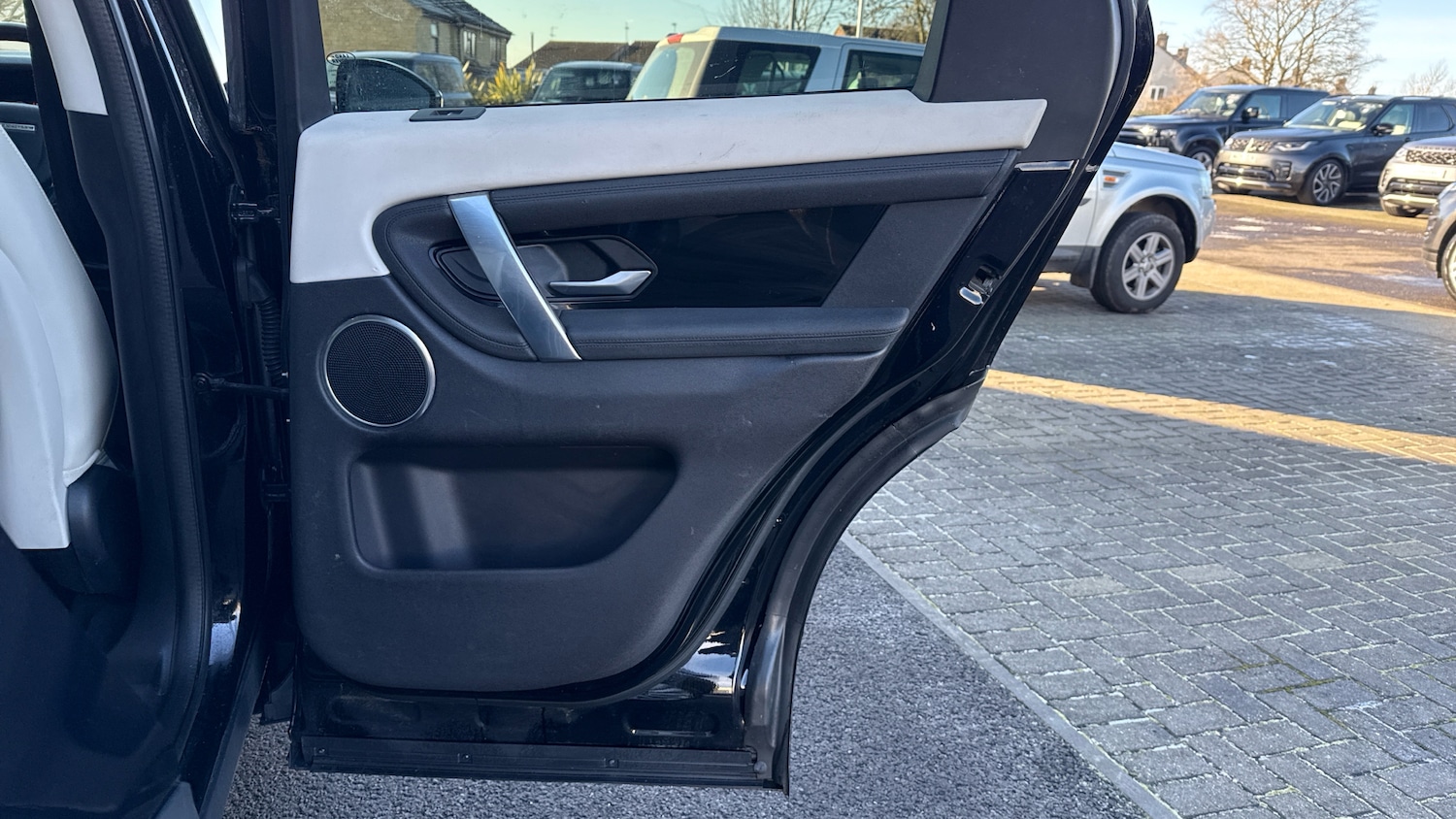 Used Land Rover Discovery Sport 2019 for sale - 77171104: Photo 37