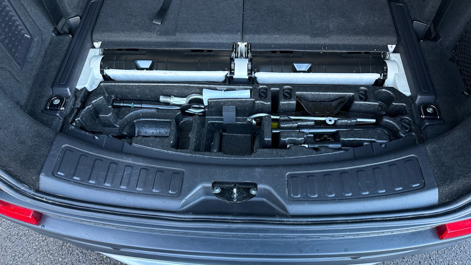 Used Land Rover Discovery Sport 2019 for sale - 77171104: Photo 40