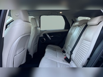 Used Land Rover Discovery Sport 2019 for sale - 77171104: Photo