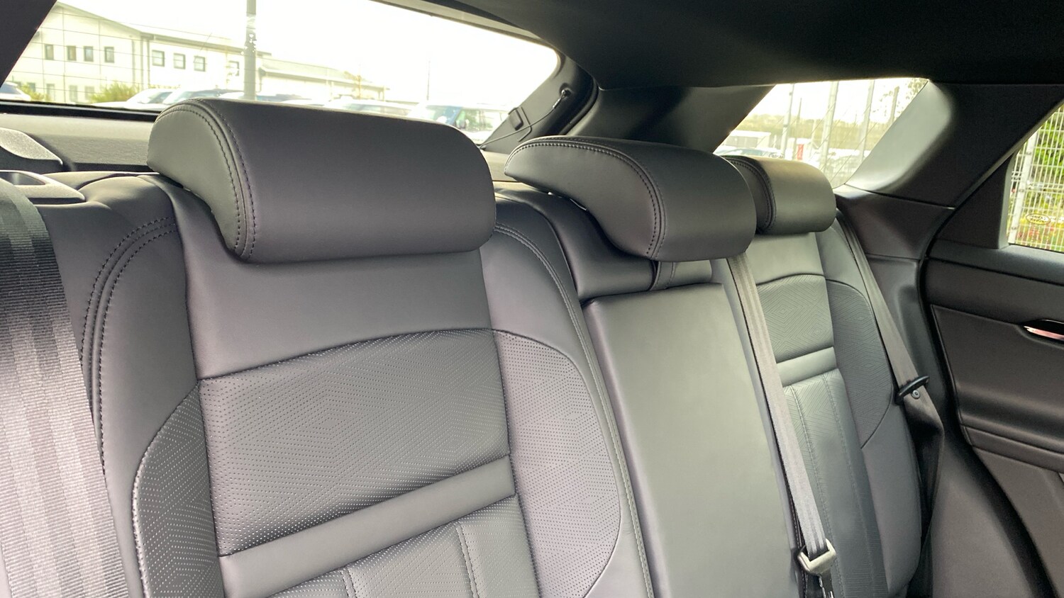 Used Land Rover Range Rover Evoque 2025 for sale - 77465581: Photo 40