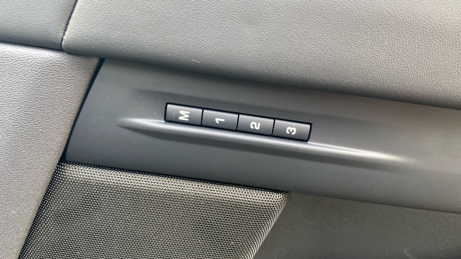 Used Land Rover Range Rover Evoque 2025 for sale - 77465581: Photo 46