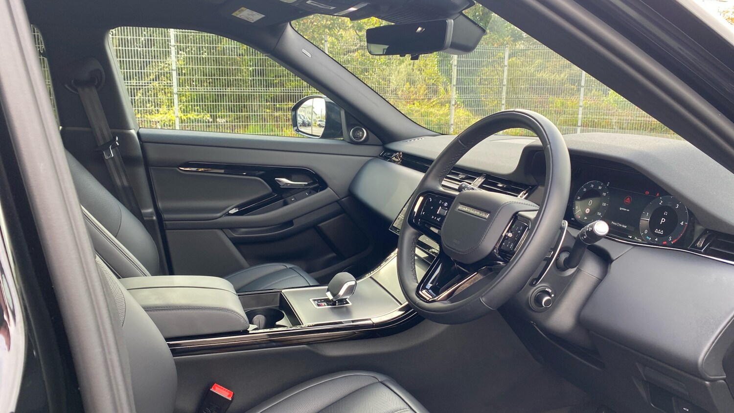 Used Land Rover Range Rover Evoque 2025 for sale - 77465581: Photo 49