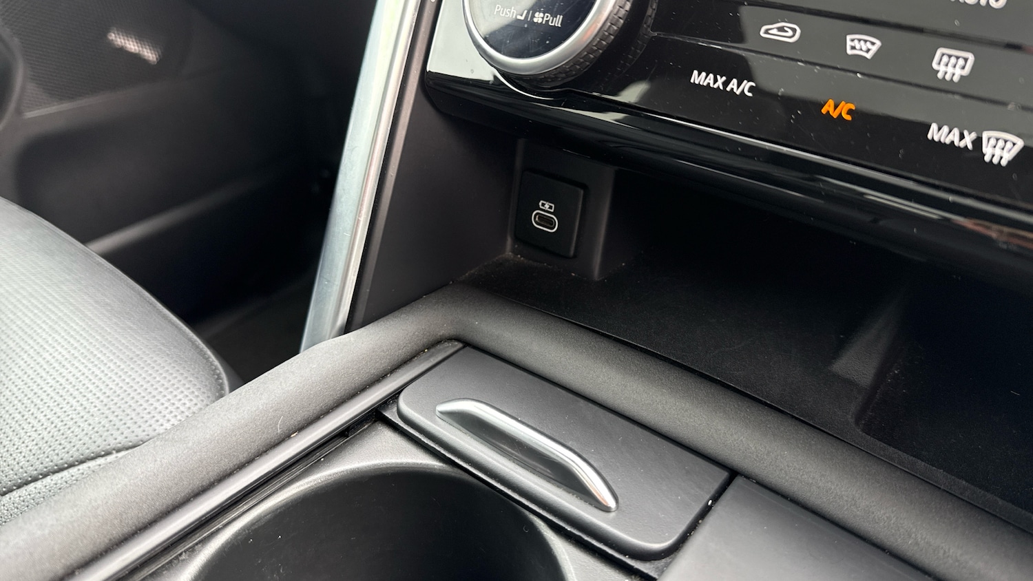 Used Land Rover Discovery 2022 for sale - 77915887: Photo 31