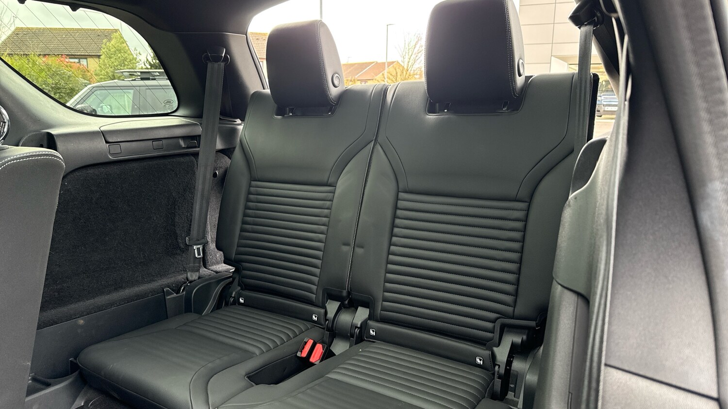 Used Land Rover Discovery 2022 for sale - 77915887: Photo 43