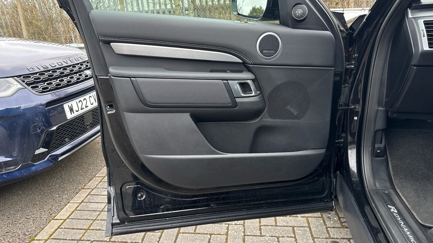 Used Land Rover Discovery 2022 for sale - 77915887: Photo 45