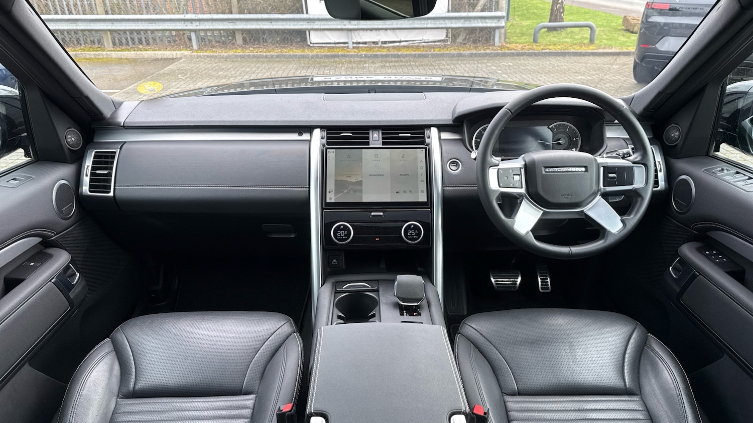 Used Land Rover Discovery 2022 for sale - 77915887: Photo 9