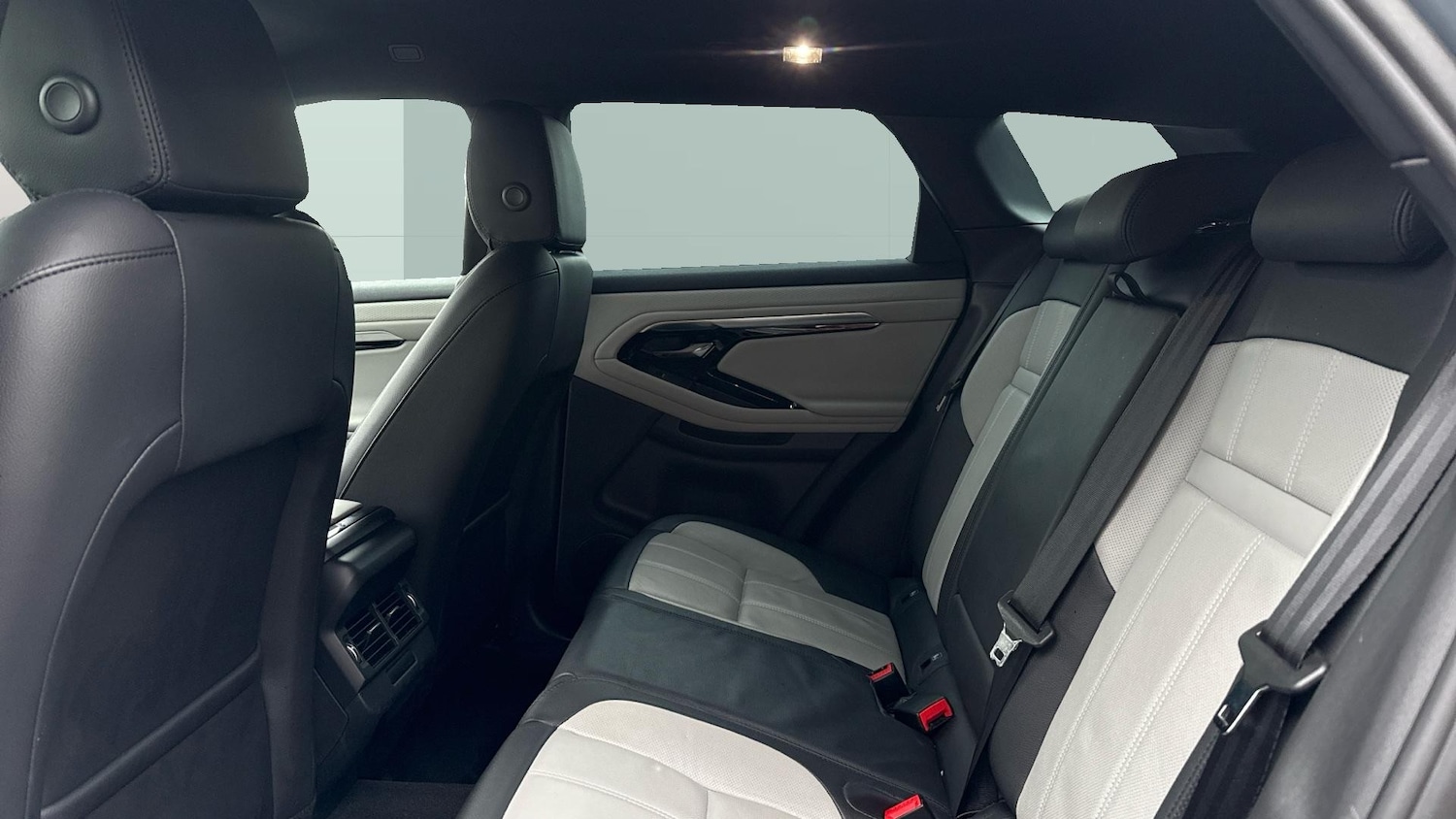 Used Land Rover Range Rover Evoque 2022 for sale - 77403765: Photo 4