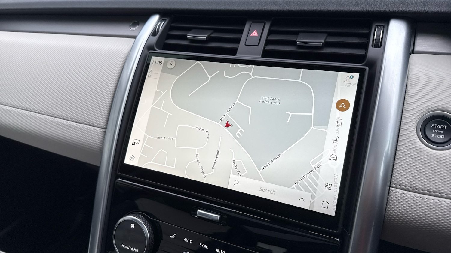 Used Land Rover Discovery 2025 for sale - 76777926: Photo 11