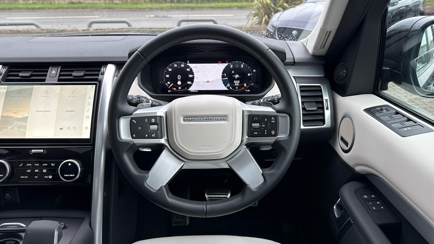 Used Land Rover Discovery 2025 for sale - 76777926: Photo 15