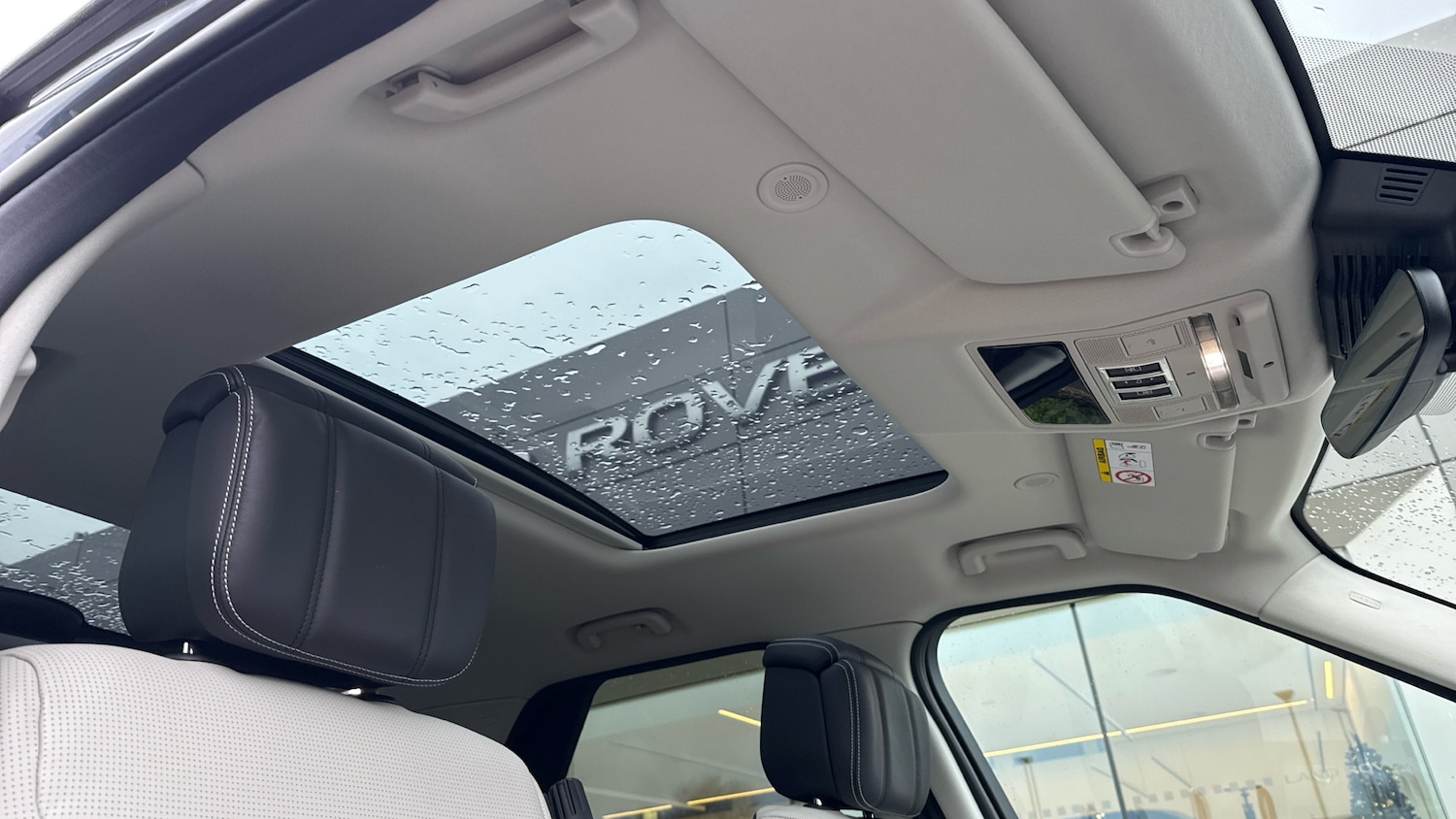 Used Land Rover Discovery 2025 for sale - 76777926: Photo 21