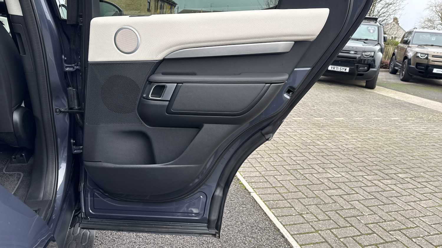 Used Land Rover Discovery 2025 for sale - 76777926: Photo 39