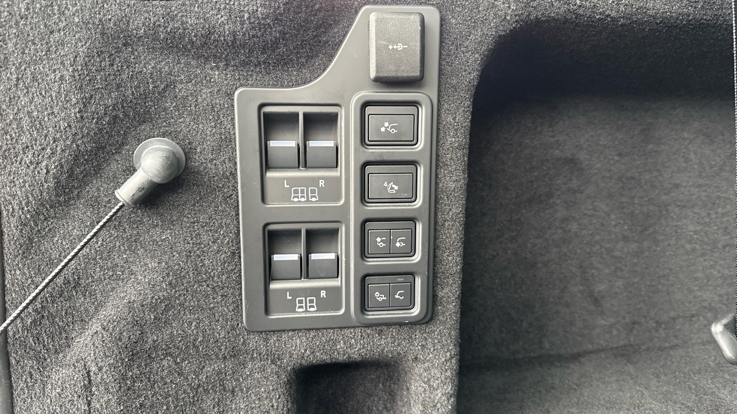 Used Land Rover Discovery 2025 for sale - 76777926: Photo 45