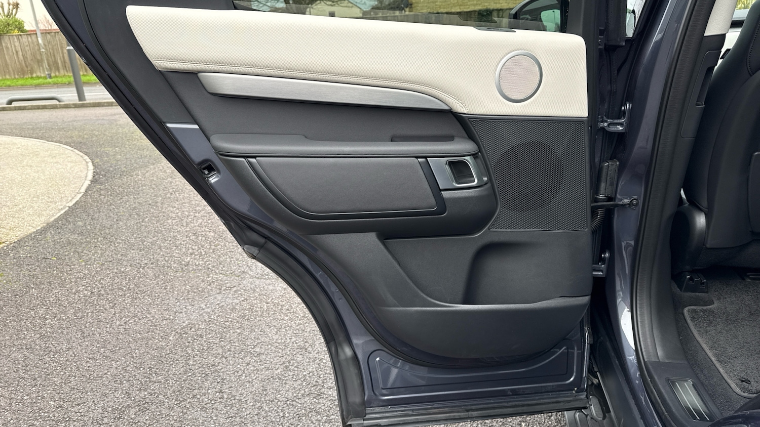 Used Land Rover Discovery 2025 for sale - 76777926: Photo 49