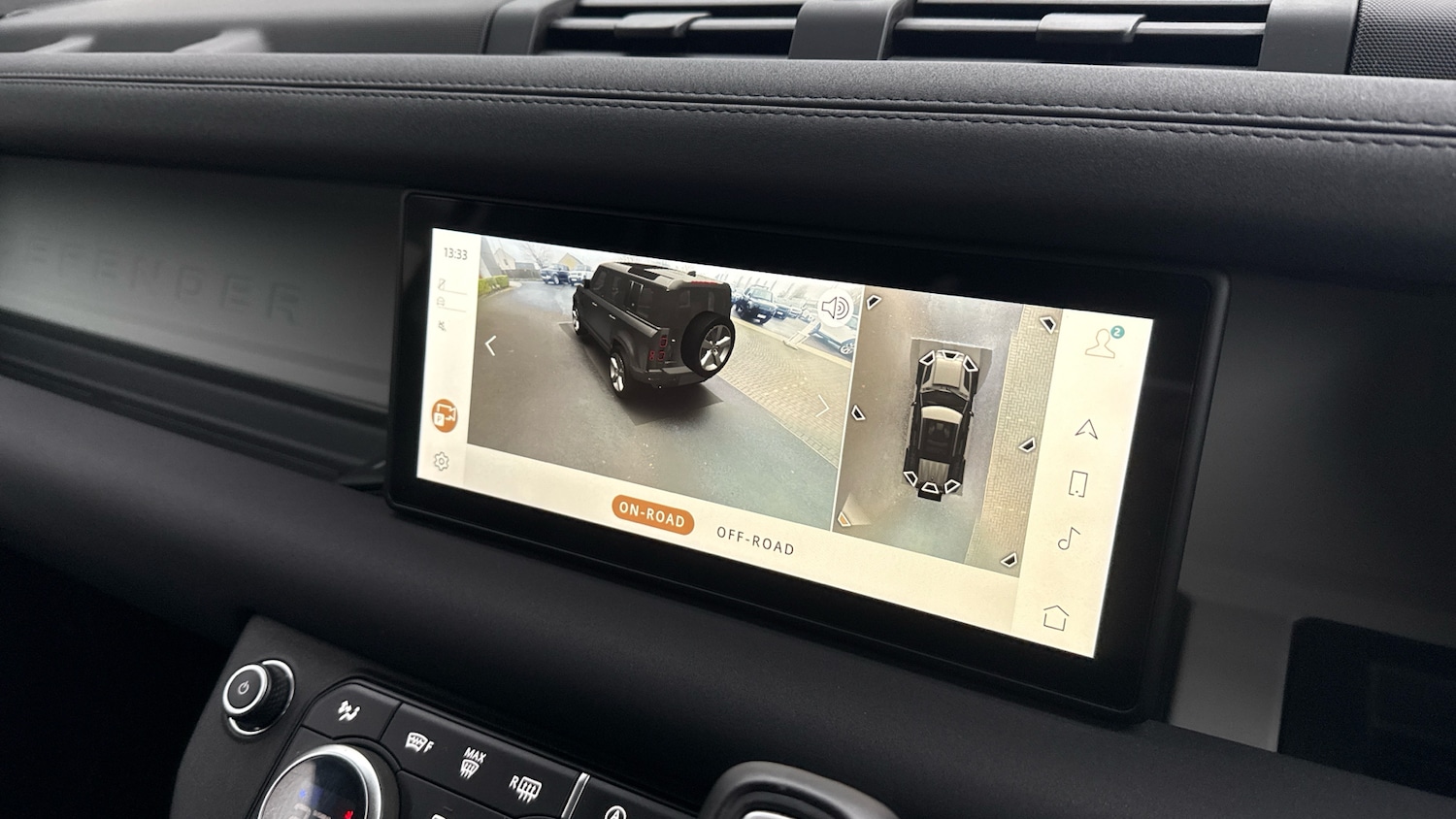 Used Land Rover Defender 2020 for sale - 76891601: Photo 12