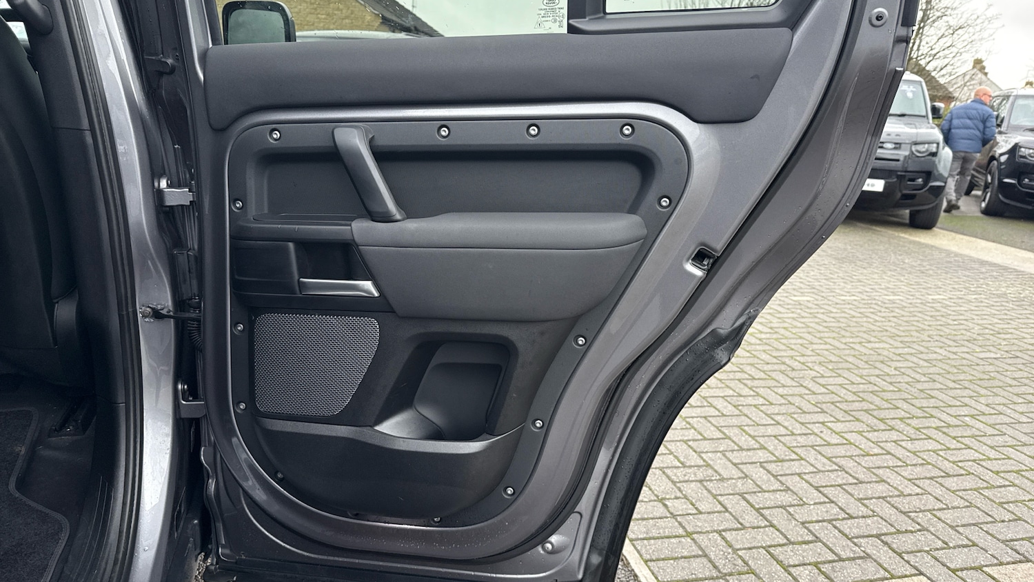 Used Land Rover Defender 2020 for sale - 76891601: Photo 38