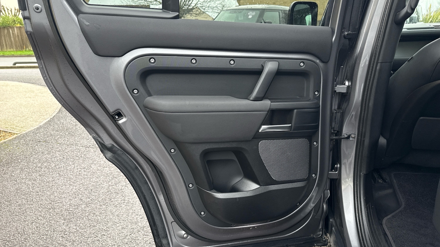 Used Land Rover Defender 2020 for sale - 76891601: Photo 43