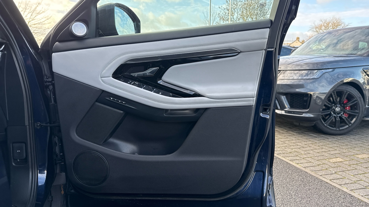 Used Land Rover Range Rover Evoque 2021 for sale - 77124989: Photo 29