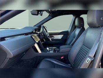 Used Land Rover Discovery Sport 2023 for sale - 77903805: Photo