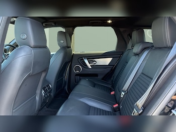 Used Land Rover Discovery Sport 2023 for sale - 77903805: Photo