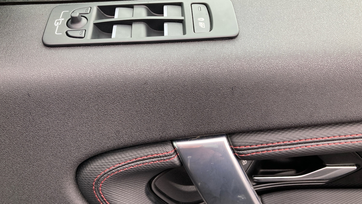 Used Land Rover Discovery Sport 2021 for sale - 76694193: Photo 45